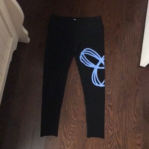 Aritzia leggings